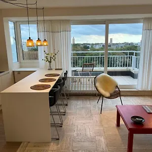 https://penthouse-mathilde.hotelsghent.com